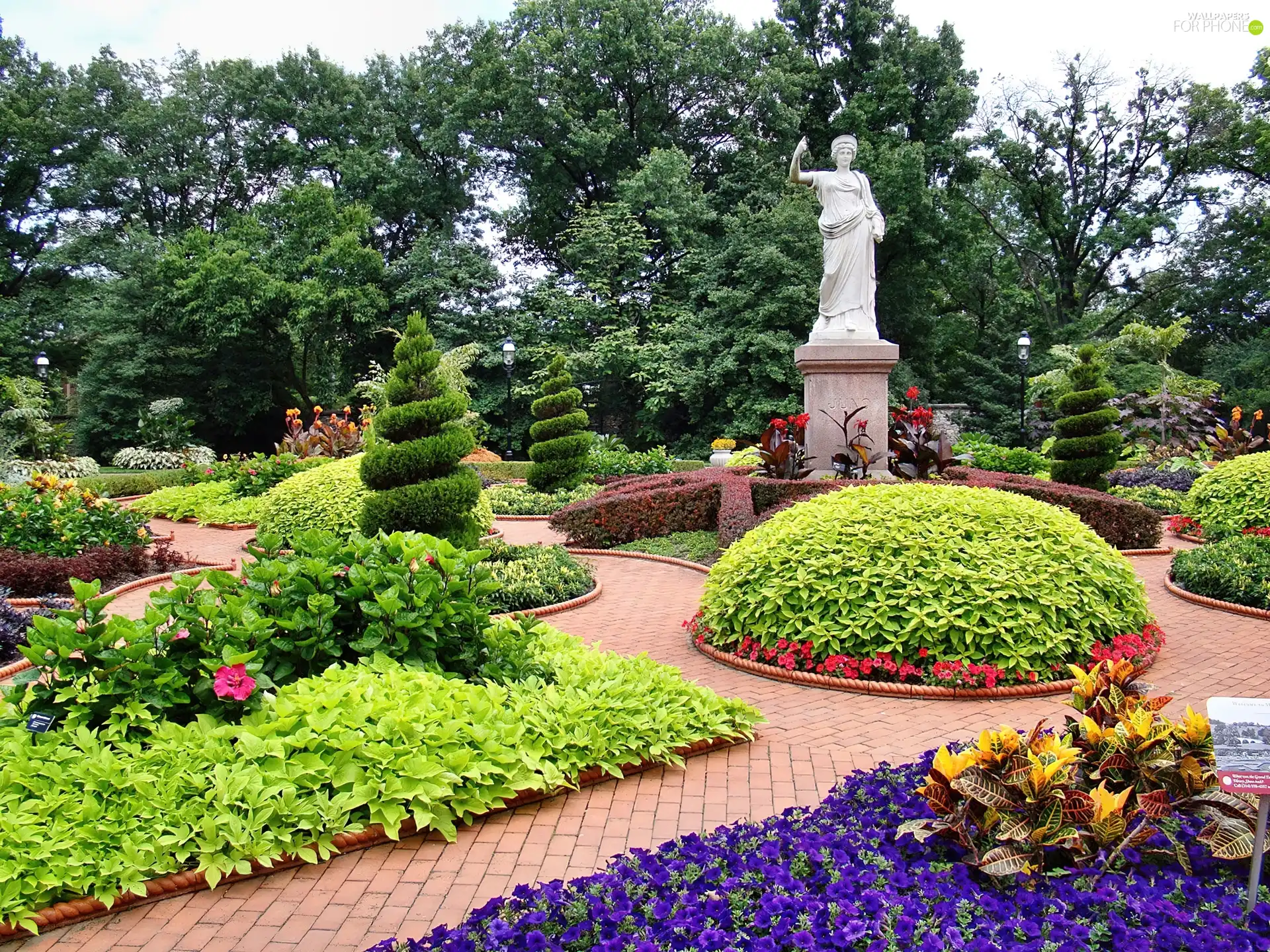 Statue monument, Park, Flower-beds